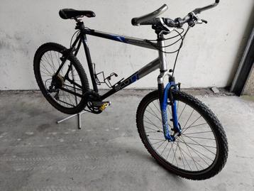 Mountainbike Scott 27v beschikbaar voor biedingen