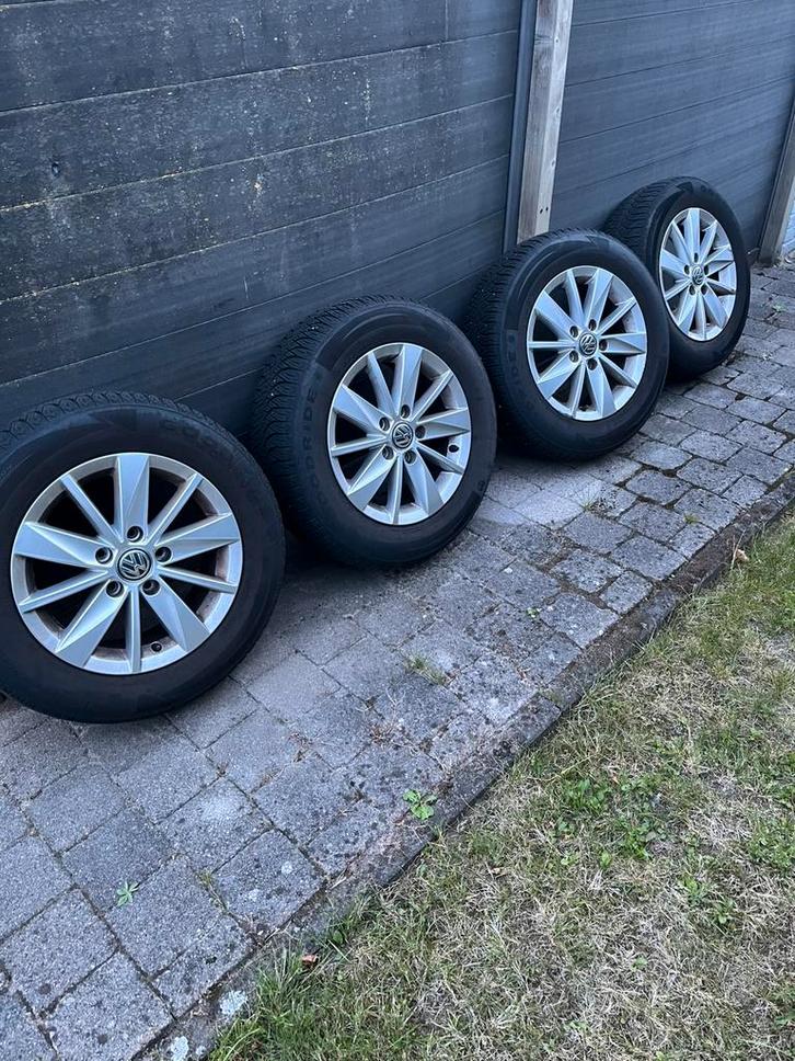 Alu velgen met 4 seizoenen banden golf 7, Auto-onderdelen, Banden en Velgen, Band(en), Ophalen
