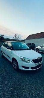 Skoda Fabia 1.2 Benzine Prêt a immatriculée papier Rose Car, Autos, Entreprise, Essence, Achat