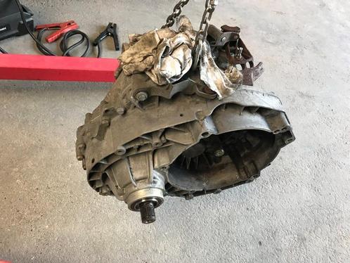 Volkswagen T5 2.5 versnellingsbak, Auto-onderdelen, Transmissie en Toebehoren, Volkswagen, Gebruikt, Ophalen