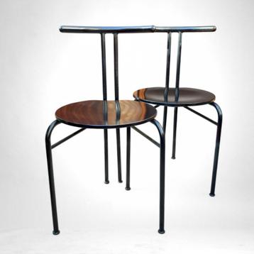 Paar Postmodern design stoelen, Italië, 1980s beschikbaar voor biedingen