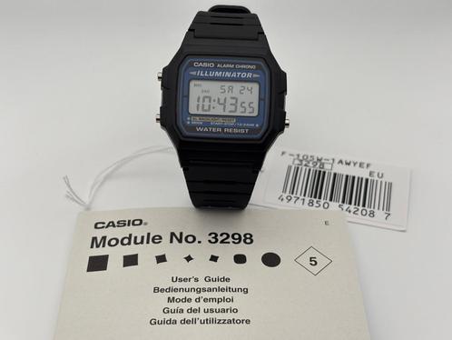 Casio F-105W-1AWYEF, Handtassen en Accessoires, Horloges | Heren, Zo goed als nieuw, Polshorloge, Casio, Kunststof, Kunststof