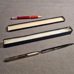 Wit metalen briefopener met maandkalender, Antiek en Kunst, Ophalen of Verzenden