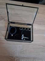 4ringe 1 armband 1 ketting 1 glaze bakje, Handtassen en Accessoires, Manchetknopen, Ophalen, Zo goed als nieuw