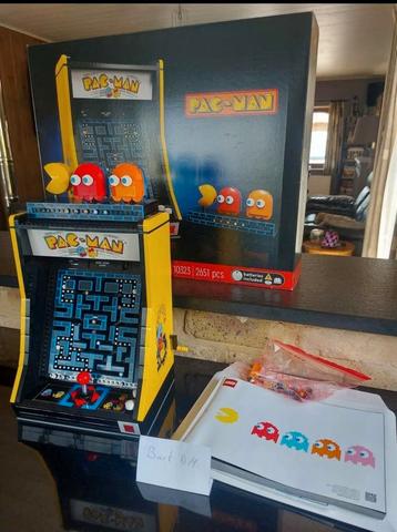 Lego set pac man 10323 compleet en als nieuw.  beschikbaar voor biedingen