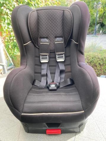 Autostoel met ISOFIX systeem  beschikbaar voor biedingen