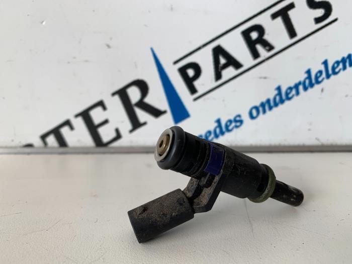 Injector (benzine injectie) van een Mercedes A-Klasse, Auto-onderdelen, Brandstofsystemen, Mercedes-Benz, Gebruikt, 3 maanden garantie