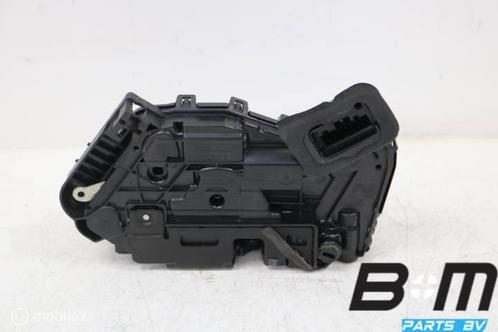 Portierslot rechtsachter VW Tiguan 5NA 5TA839016E, Auto-onderdelen, Interieur en Bekleding, Gebruikt