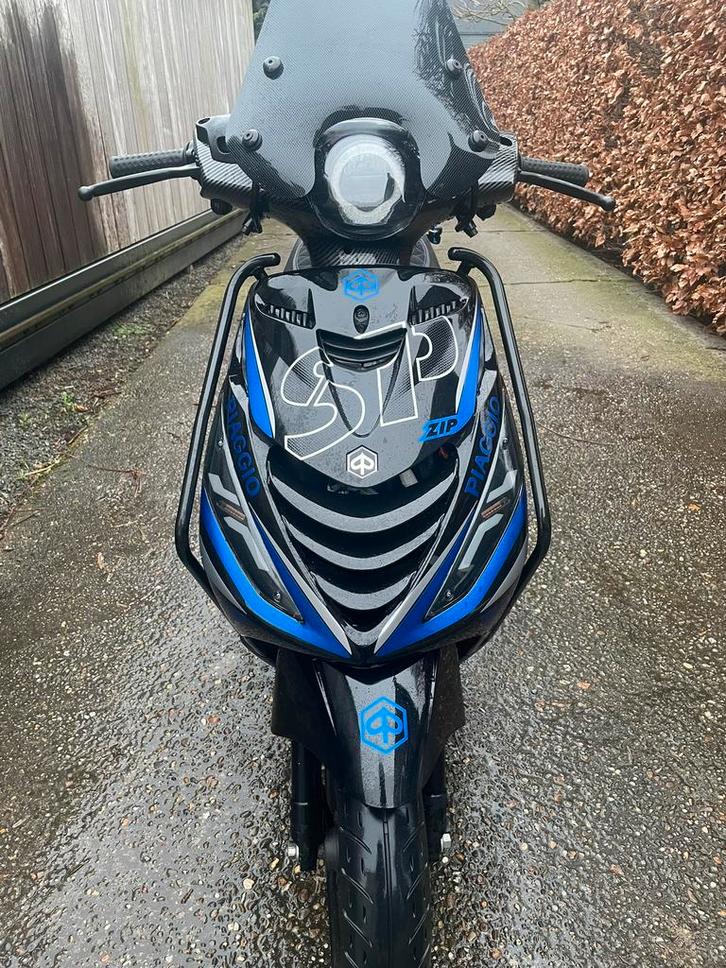 Zip 2t, Fietsen en Brommers, Scooters | Piaggio, Zo goed als nieuw, Zip, Ophalen