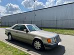 Oldtimer Mercedes W124 300CE coupé 6 cilinder automaat, Auto's, Mercedes-Benz, Automaat, 4 zetels, Achterwielaandrijving, Zwart