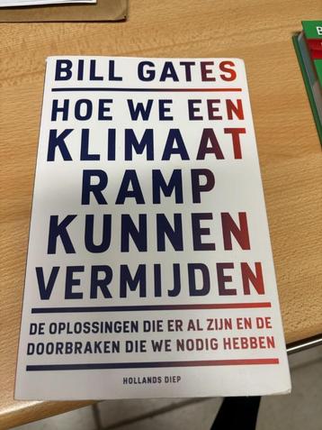 schoolboek beschikbaar voor biedingen