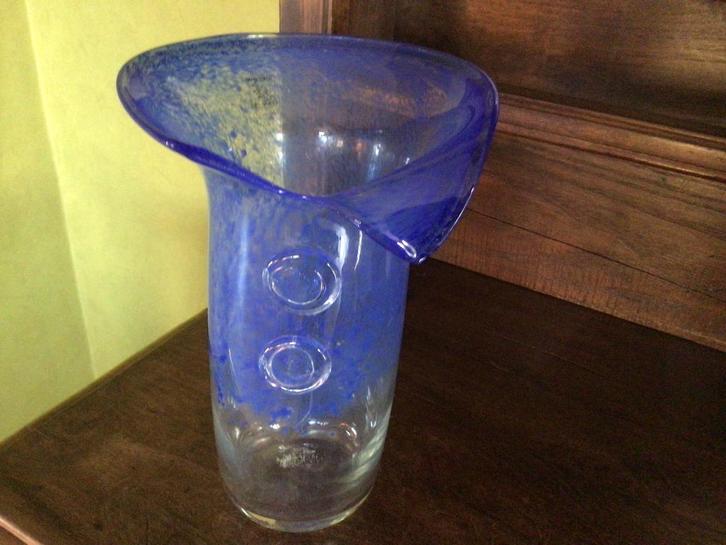 Vase DB Glass, Huis en Inrichting, Woonaccessoires | Vazen, Zo goed als nieuw, Blauw, Ophalen