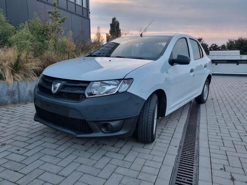 DACIA LOGAN 1,2 essence Acces 2015 148500km, Autos, Dacia, Entreprise, Logan, ABS, Airbags, Android Auto, Bluetooth, Ordinateur de bord