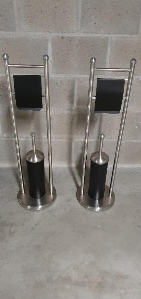 2 Toiletpapierhouders met borstel, Huis en Inrichting, Badkamer | Badkamermeubels, Nieuw, Overige typen, Minder dan 100 cm, Minder dan 50 cm