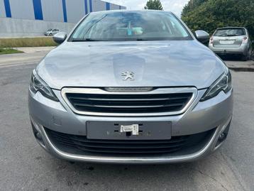 Peugeot 308 1.2 Essence