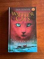 Warrior Cats Water en vuur - Erin Hunter, Boeken, Ophalen of Verzenden, Zo goed als nieuw, Erin Hunter