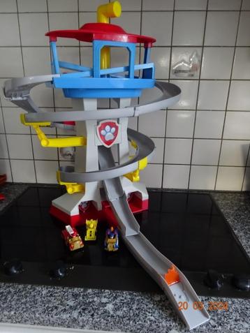 Paw Patrol True Metal Adventure Bay Speedway Speelset 