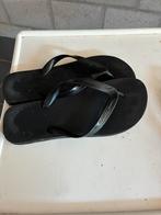 Slippers zwart maat 39/40, Ophalen, Zo goed als nieuw, Zwart, Slippers