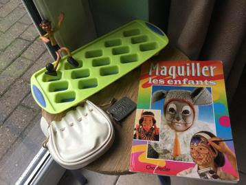 SET VAN VERSCHILLENDE BOEKACCESSOIRES VOOR 2 EURO beschikbaar voor biedingen