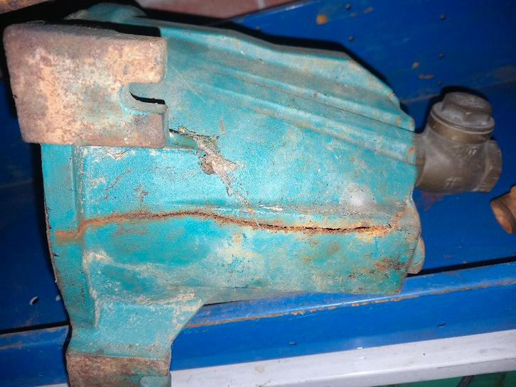 ️ SCHADE DOOR VORST? GEEN PANIEK, Jardin & Terrasse, Pompes à eau, Utilisé, Électrique, Pompe d'irrigation, Enlèvement