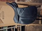 Massimo dressuurzadel II 17,5 inch, Dieren en Toebehoren, Ophalen of Verzenden, Zo goed als nieuw