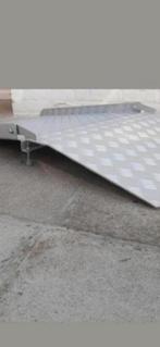 Oprijplaat voor, fietsen, brommers en rolstoelgebruikers, Fietsen en Brommers, Ophalen, Zo goed als nieuw