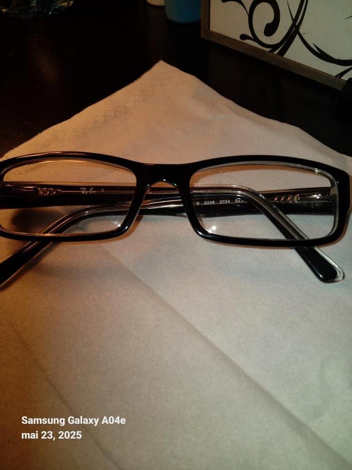 Monture rayban, Bijoux, Sacs & Beauté, Lunettes de Soleil & Lunettes | Femmes, Comme neuf, Lunettes, Enlèvement ou Envoi