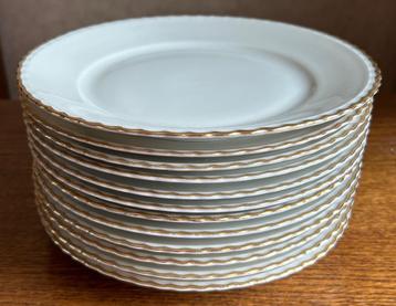 vintage Borden, schotels, schotel en kopjes met goud beschikbaar voor biedingen