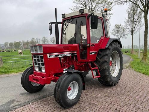 1985 International 745XL Ergo-S Tweewielaangedreven landbouw, Zakelijke goederen, Landbouw | Tractoren, Overige merken, Gebruikt