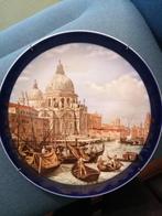 Porseleinen bord havenzicht, Antiek en Kunst, Antiek | Keramiek en Aardewerk, Verzenden