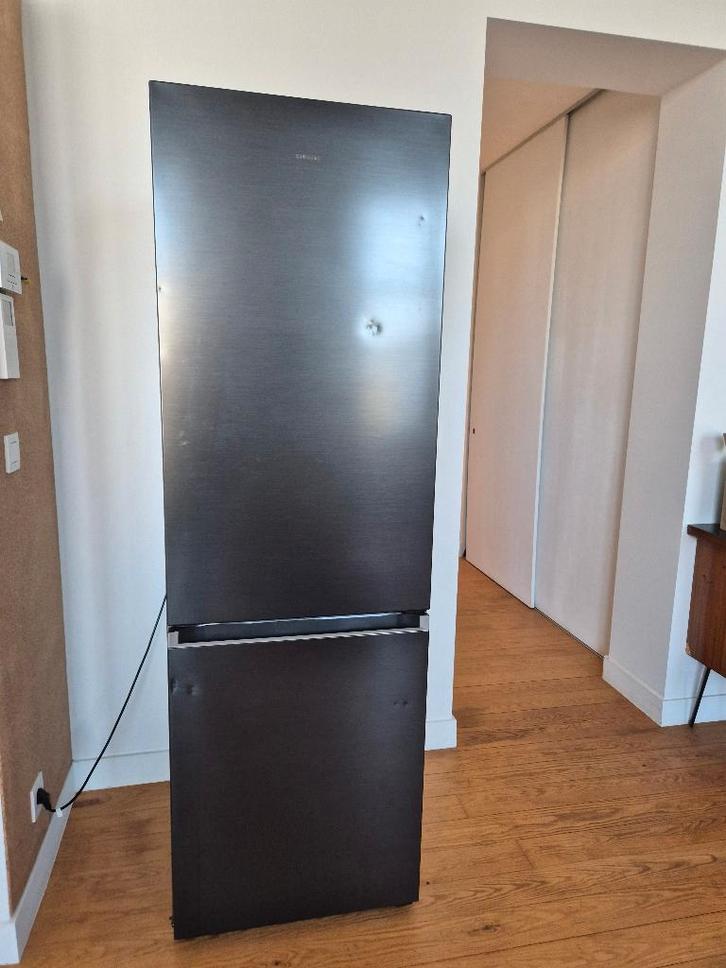 Nieuwe koelkast combi diepvriezer, Elektronische apparatuur, Koelkasten en IJskasten, Zo goed als nieuw, Met aparte vriezer, Ophalen