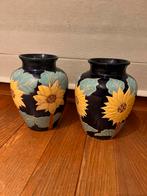 Vaas met bloemmotief : set van 2, Ophalen, Steen, Blauw, Zo goed als nieuw