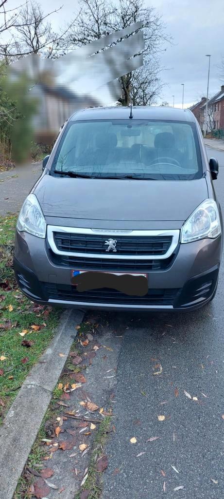 Peugeot partner 1.2 benzine 2018, Auto's, Peugeot, Particulier, Partner, Benzine, Euro 6, Break, 5 deurs, Handgeschakeld, Voorwielaandrijving