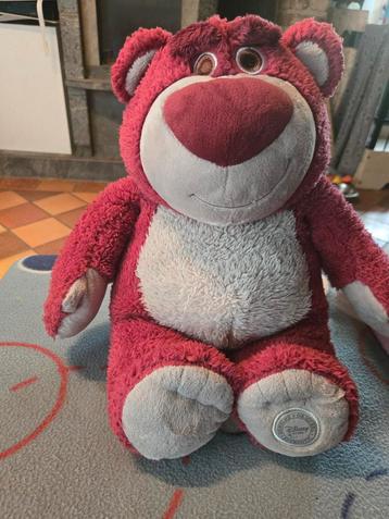 Grote lotso disney beer beschikbaar voor biedingen