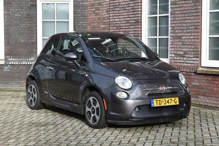 Fiat 500e 24kwh/open dak/leer/verw stoelen, Autos, Fiat, Entreprise, ABS, Airbags, Alarme, Bluetooth, Air conditionné automatique