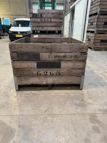 Te koop 750 fruitkisten/fruitbakken/paloxen. beschikbaar voor biedingen