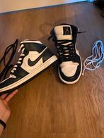 Air jordan 1 mid, Ophalen, Blauw, Zo goed als nieuw, Sneakers