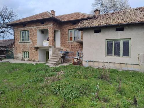 Cheap Rural Bulgarian house 17 km from Danube river, Veliko, Immo, Buitenland, Overig Europa, Woonhuis, Dorp