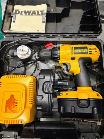 Perceuse DeWalt DC729KA, tournevis sans fil, Enlèvement ou Envoi, Comme neuf, Foreuse et Perceuse, 400 à 600 watts
