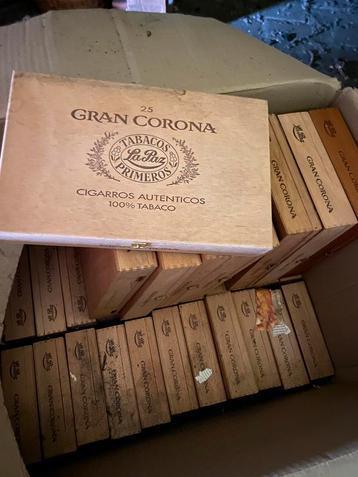 32 houten sigaren dozen, Verzamelen, Ophalen, Zo goed als nieuw