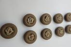 9 prachtige retro knopen met kraaltjeshart  20 mm. doorsnee, Ophalen, Nieuw, Knoop of Knopen