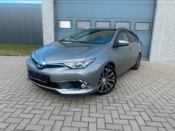 Toyota Auris 1.8 Hybrid | Camera | Cruise |Gps [Veel Opties] disponible aux enchères