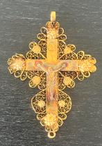 Goud gouden antiek Vlaams kruis filigrain 6cm ( rond 1700 ), Antiquités & Art, Antiquités | Argent & Or, Or, Enlèvement ou Envoi