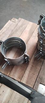 bevestigingsklemmen voor buizen, Ophalen