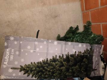 Kunst kerstboom  beschikbaar voor biedingen