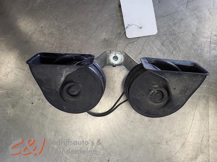 Klaxon d'un Dodge RAM, Autos : Pièces & Accessoires, Électronique & Câbles, Dodge, Utilisé, 3 mois de garantie, Enlèvement ou Envoi