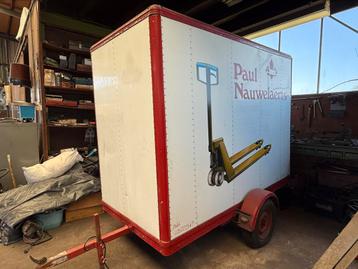 Gesloten aanhangwagen Aluvan beschikbaar voor biedingen