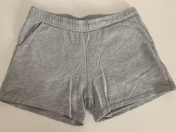 JBC besties grijze short 14-15 jaar (170) beschikbaar voor biedingen