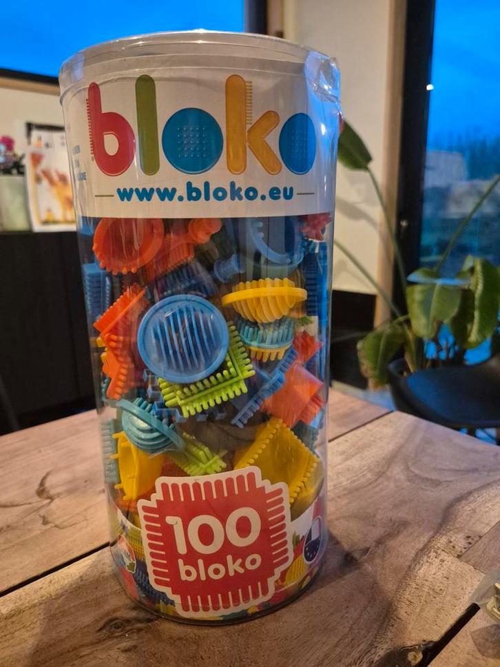 Bloko blokken 100 stuks - noppen blokken, Kinderen en Baby's, Speelgoed | Bouwstenen, Ophalen
