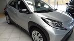 Toyota Aygo X PLAY +COMFORT PACK (bj 2023), Auto's, 4 zetels, Stof, Gebruikt, Euro 6